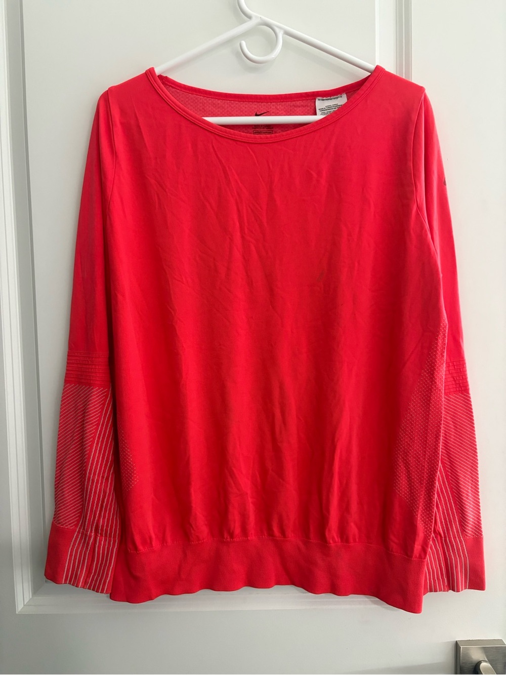 CORAL Nike Knit Epic Dri-Fit Long Sleeve Training Top
